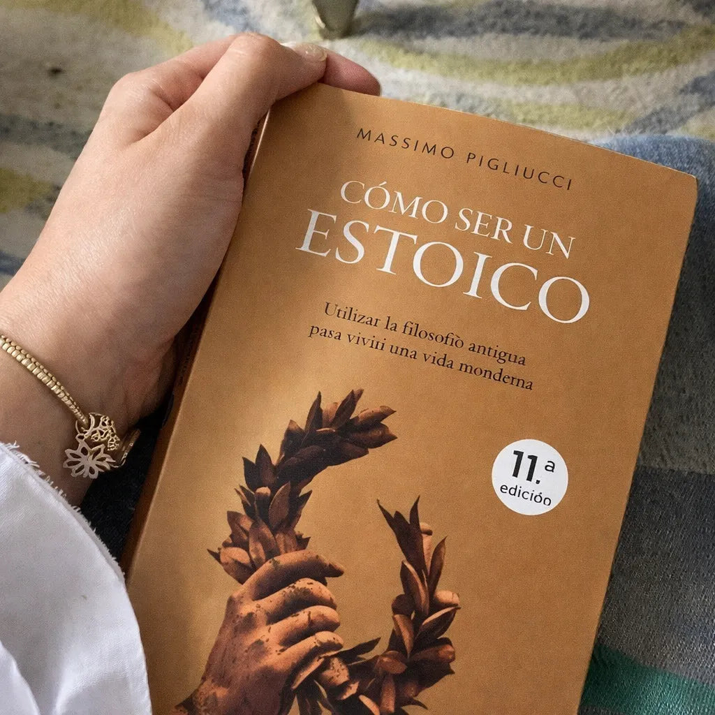 Cómo Ser un Estoico + 🎧 Audiolibro Meditaciones + 📑 2 Separadores + 🖊 Marcador