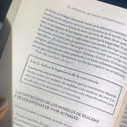 📘 El Código de las Mentes Extraordinarias (Libérate de creencias que te frenan y avanza con claridad) + GRATIS: 🎧 Audiolibro "El poder del pensamiento positivo" 🧠🎧📔